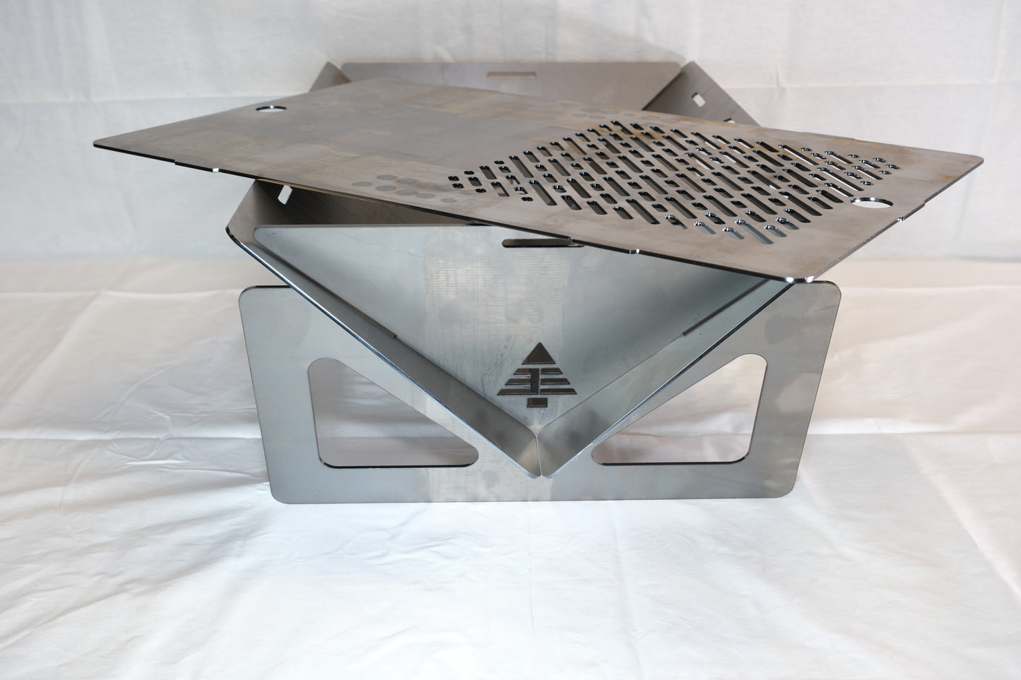 Portable Fire Pit with Deluxe grill/griddle attachment